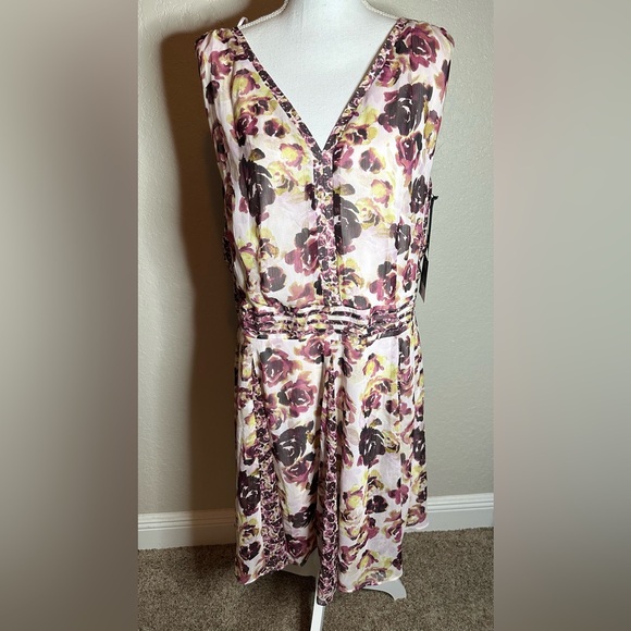 Vera Wang Dresses & Skirts - Vera wang simply Vera sleeveless dress size XL